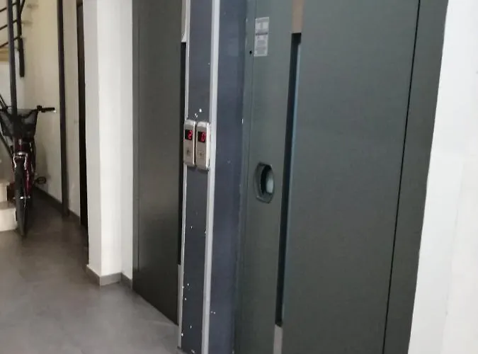Center Fresh 50m From Metro Station#self Check In# * Thessalonique